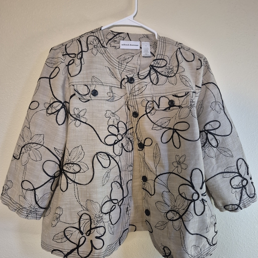 Alfred Dunner Black and Cream Floral Jacket